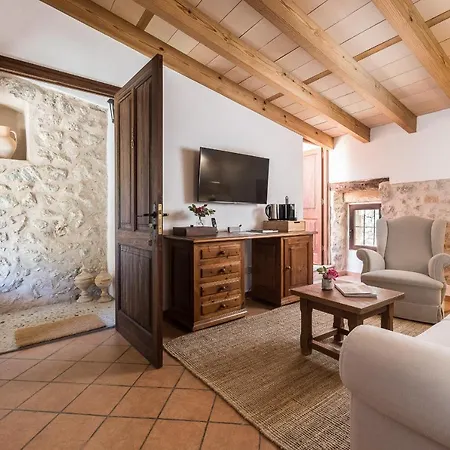 Hotel Ca'n Beneit 5*