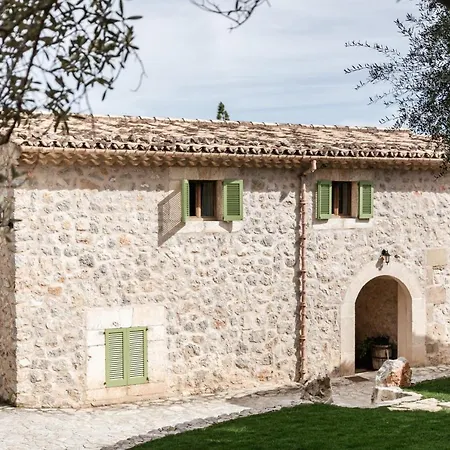 Ca'n Beneit 5* Binibona
