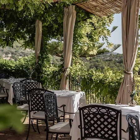 Hotel Ca'n Beneit 5*
